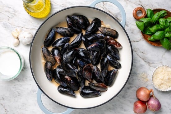 Skillet of mussels.