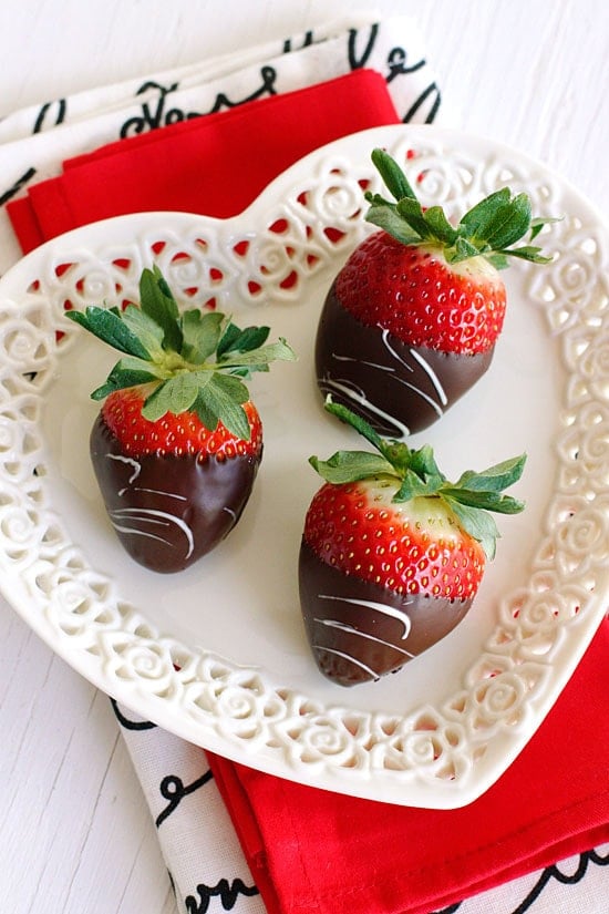 This Valentine's Day make your sweetie these elegantly rich chocolate covered strawberries. They are easier to make than you think!!