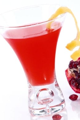 Pomegranate Martinis are the new black. Cosmos are so last year! If you are looking to try a new skinny cocktail that is dee-licious and fun to serve at a party, give this a shot (no pun intended)! But be careful... one is never enough!