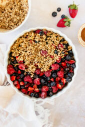 berries with crisp topping
