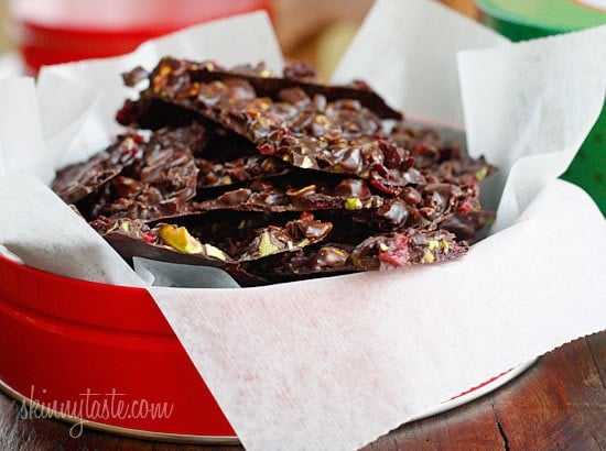 This chocolate bark is not only chocolate-y good, it's healthy too! Pistachios, cranberries and dark chocolate are loaded with antioxidants, not to mention fiber, good fats and vitamin C, so here's a sweet treat you won't feel guilty giving out.