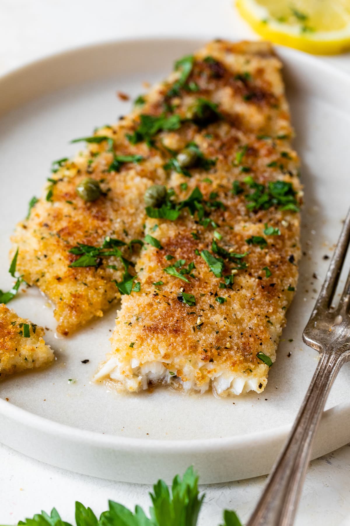 flounder with lemon, capers and parsley