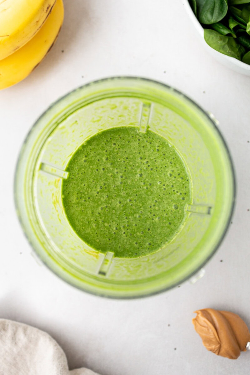Green Smoothie (aka Green Monster) - Skinnytaste