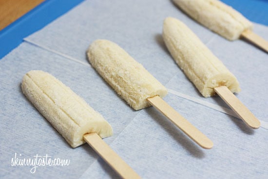 Frozen Banana Popsicles are such a fun summer treat for the kids and grown-ups too!