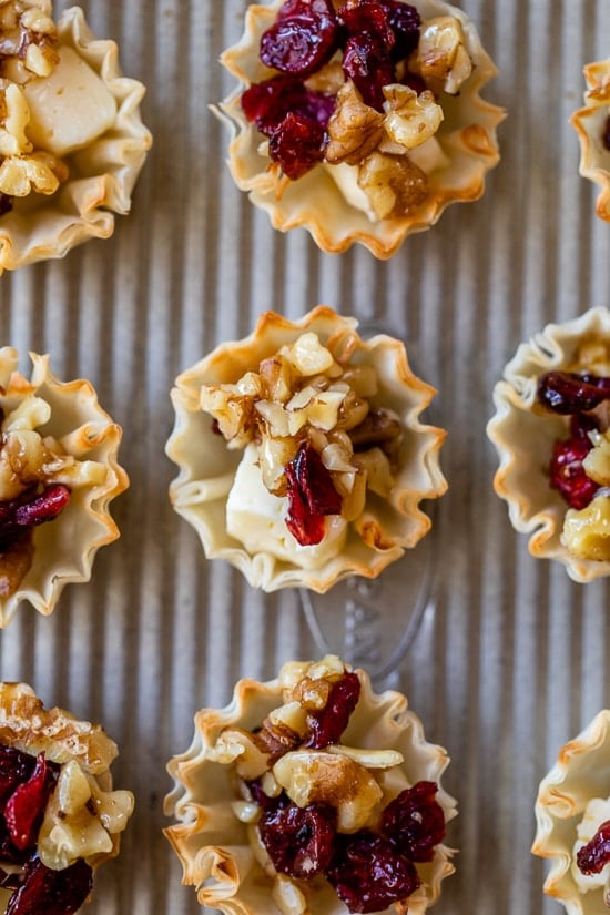how to make Baked Brie Phyllo Cups