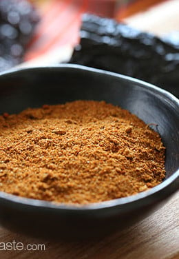 A fusion of Mexican and American spices – a dry rub that combines the flavors of Mexico using dried pasilla and ancho chiles, with spices commonly used in dry rubs across the American South. Make a batch and it will keep for months if stores in an airtight container.