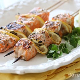 These healthy salmon and lemon kebabs are delicious and easy to make, loaded with omega 3s in every bite! Seasoned with fresh herbs, lemon, and spices and grilled to perfection.