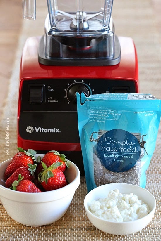 Roasted strawberries in this protein packed smoothie brings out their amazing natural flavor, made with creamy cottage cheese and added chia seeds – what a great way to start the day!