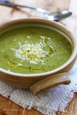 Only FIVE ingredients (not counting salt and pepper) is all it takes to make this quick, easy, delicious cream of zucchini soup my family's been enjoying for years!