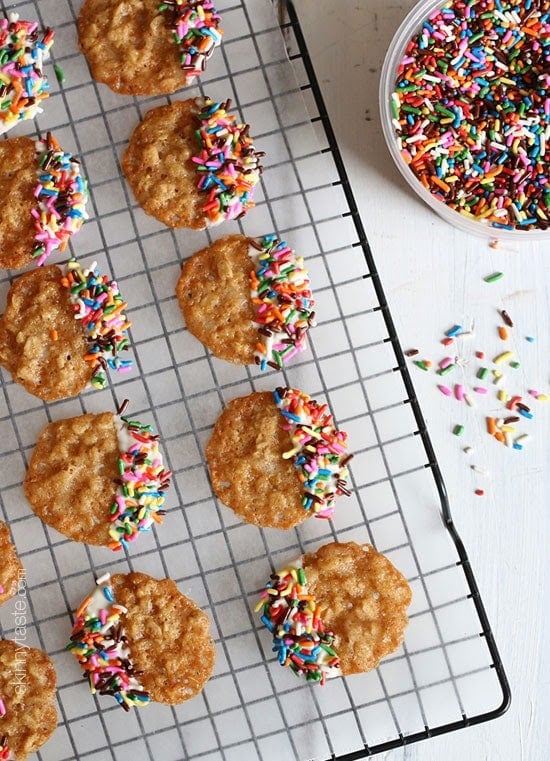 White Chocolate Oatmeal Lace Cookies | 3 SmartPoints