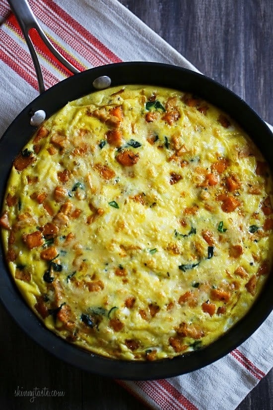 Leftover turkey, sweet potatoes, spinach and Gruyere cheese – trust me, you'll want to save some Thanksgiving turkey because this breakfast frittata is SO good!