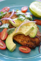 Breaded chicken cutlets topped with everything I normally add to my guacamole – sliced avocado, tomatoes, cilantro, red onion and lime juice. 7 Smart Points • 286 calories