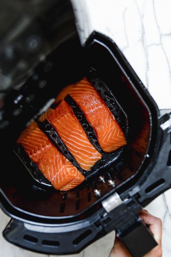 Air Fryer Salmon Recipe make in the Skinnytaste by Vremi Air Fryer