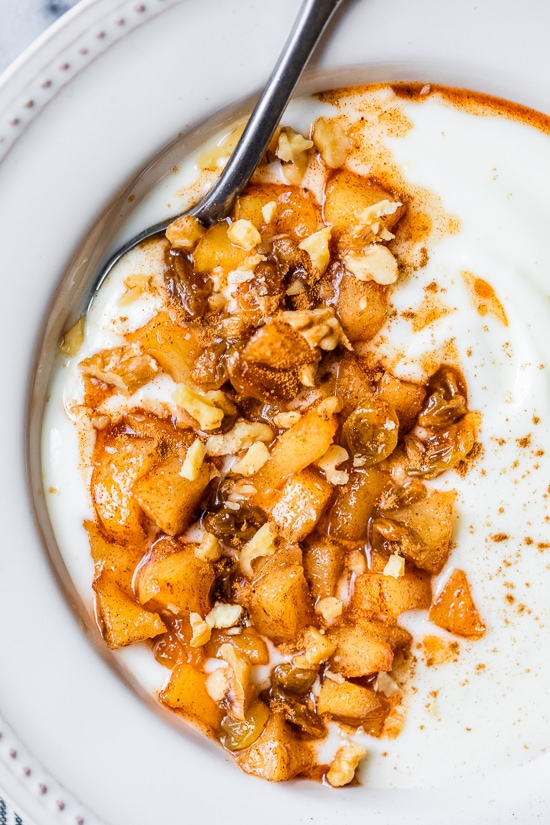 These Cinnamon Apple Yogurt Bowls are like having apple pie for breakfast, without the crust!