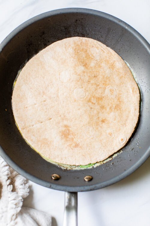 How To Make an Omelet Tortilla Breakfast Wrap