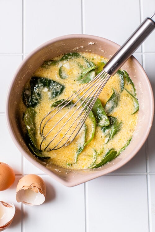 cottage cheese and eggs with spinach