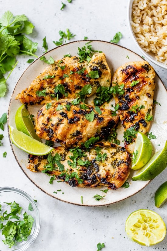 Grilled chicken with coriander and lemon