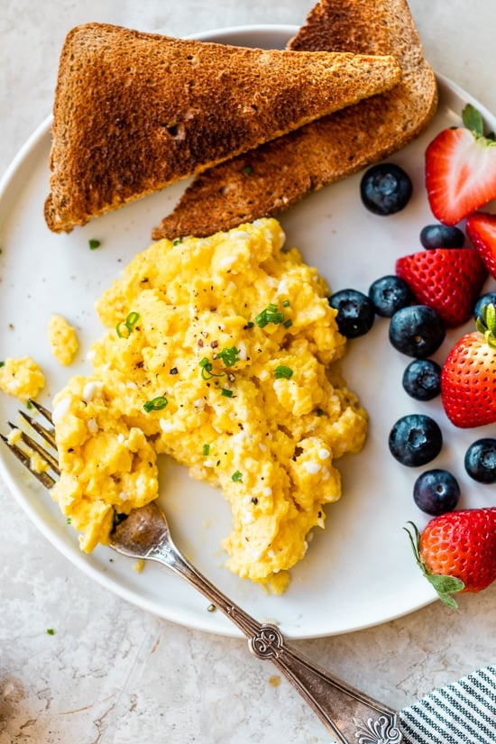 High-Protein Scrambled Eggs with Cottage Cheese -Camping Breakfast Ideas