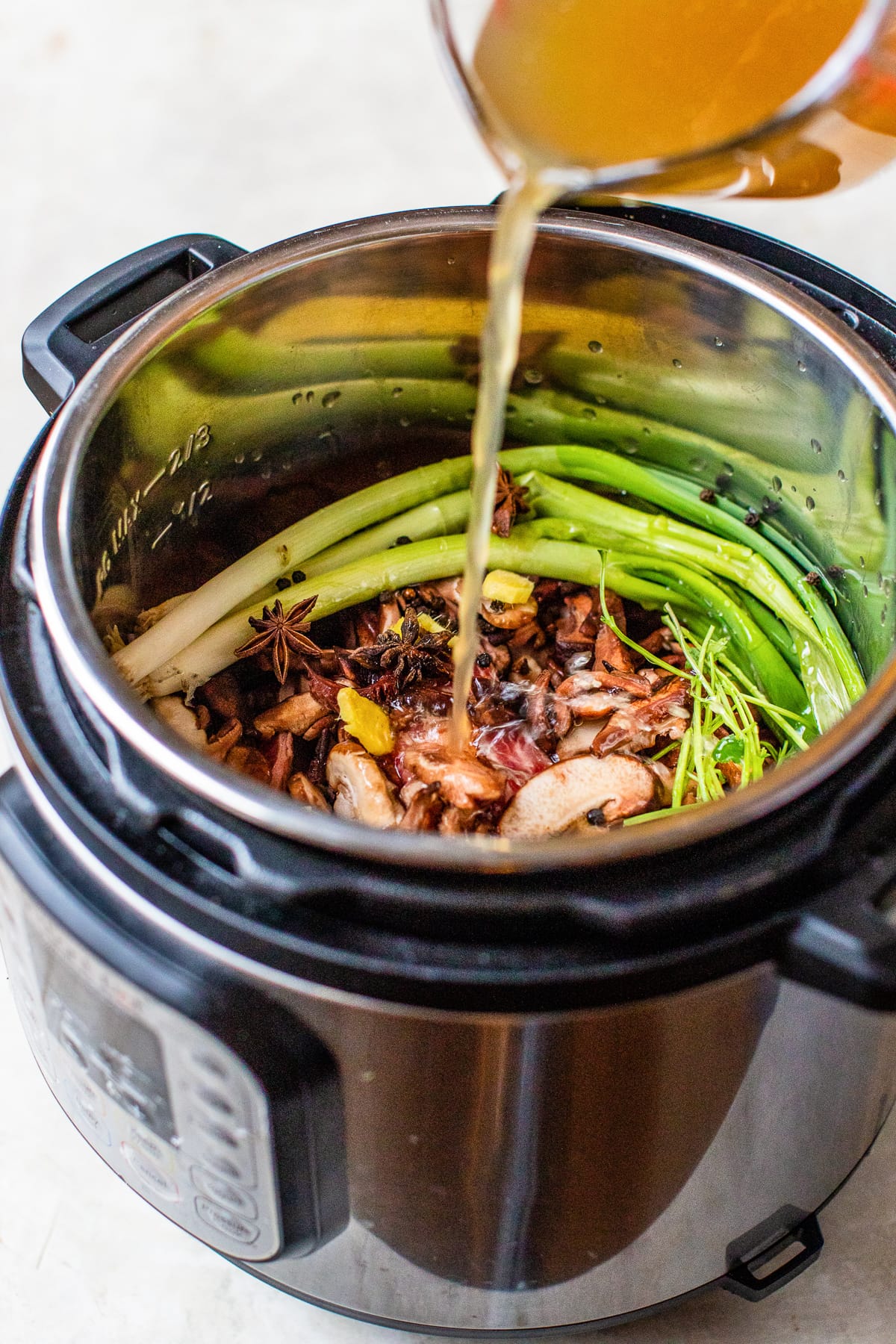 Instant hot pot soup with ribs