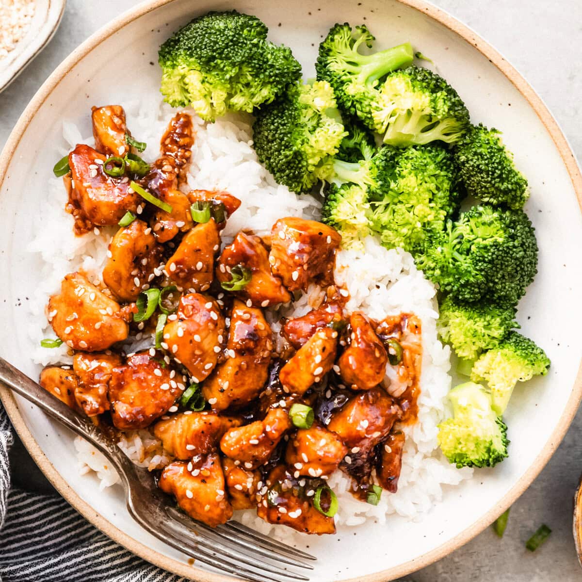 Sesame Chicken (Easy, Healthy Recipe) - Skinnytaste