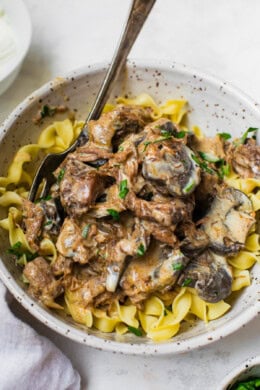 Slow Cooker Beef Stroganoff