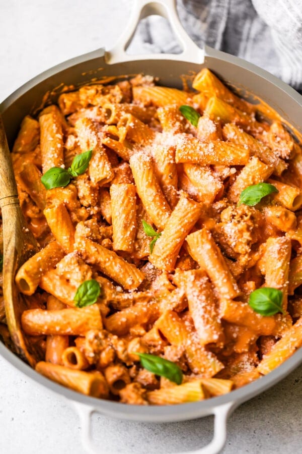High Protein Cottage Cheese Pasta That Tastes Like Vodka Sauce (34g Protein)