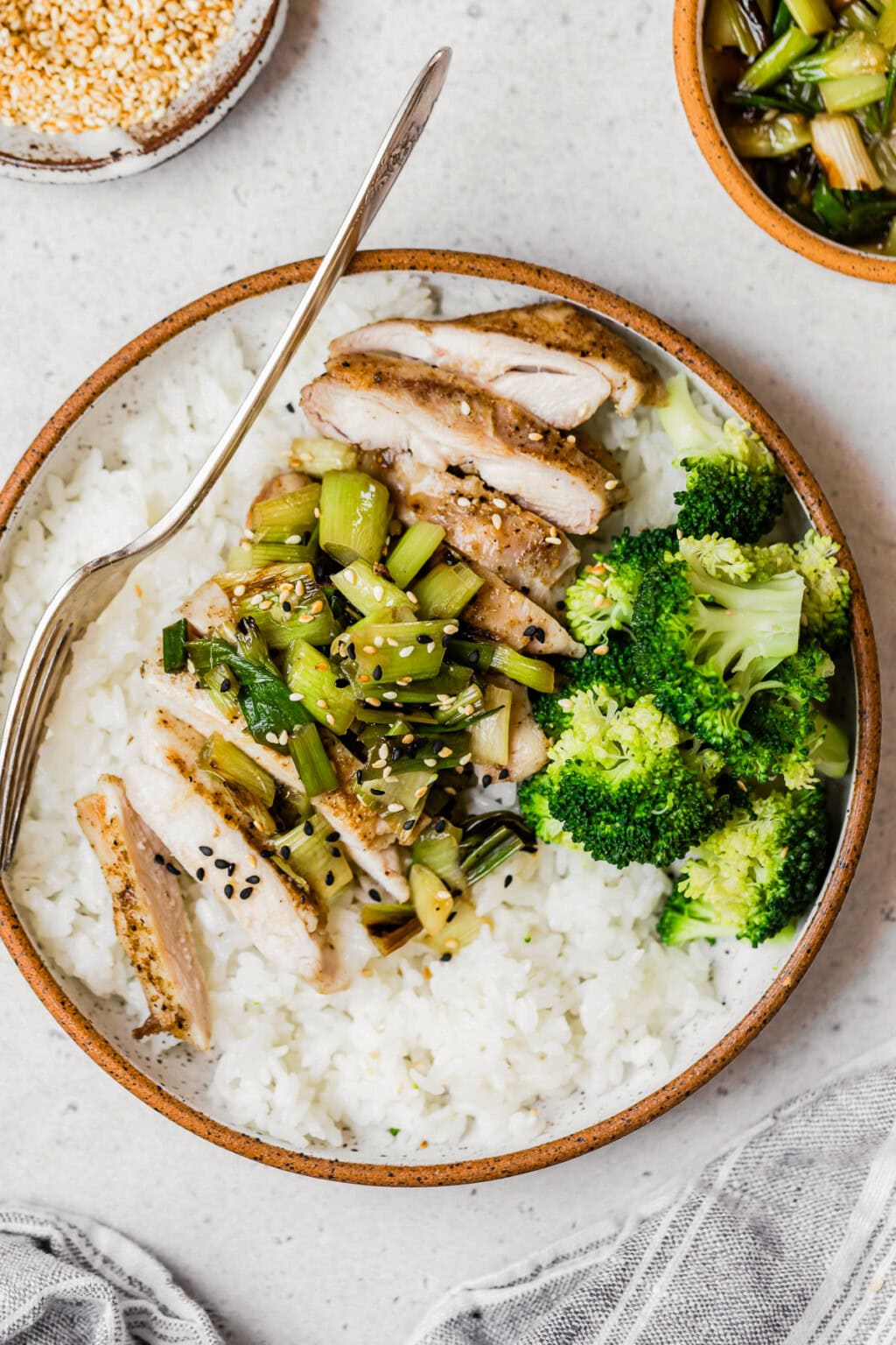 Grilled Boneless Chicken Thighs with Charred Scallion Sauce - Skinnytaste