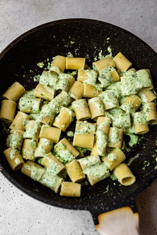 Creamy Pesto Pasta (With Cottage Cheese)