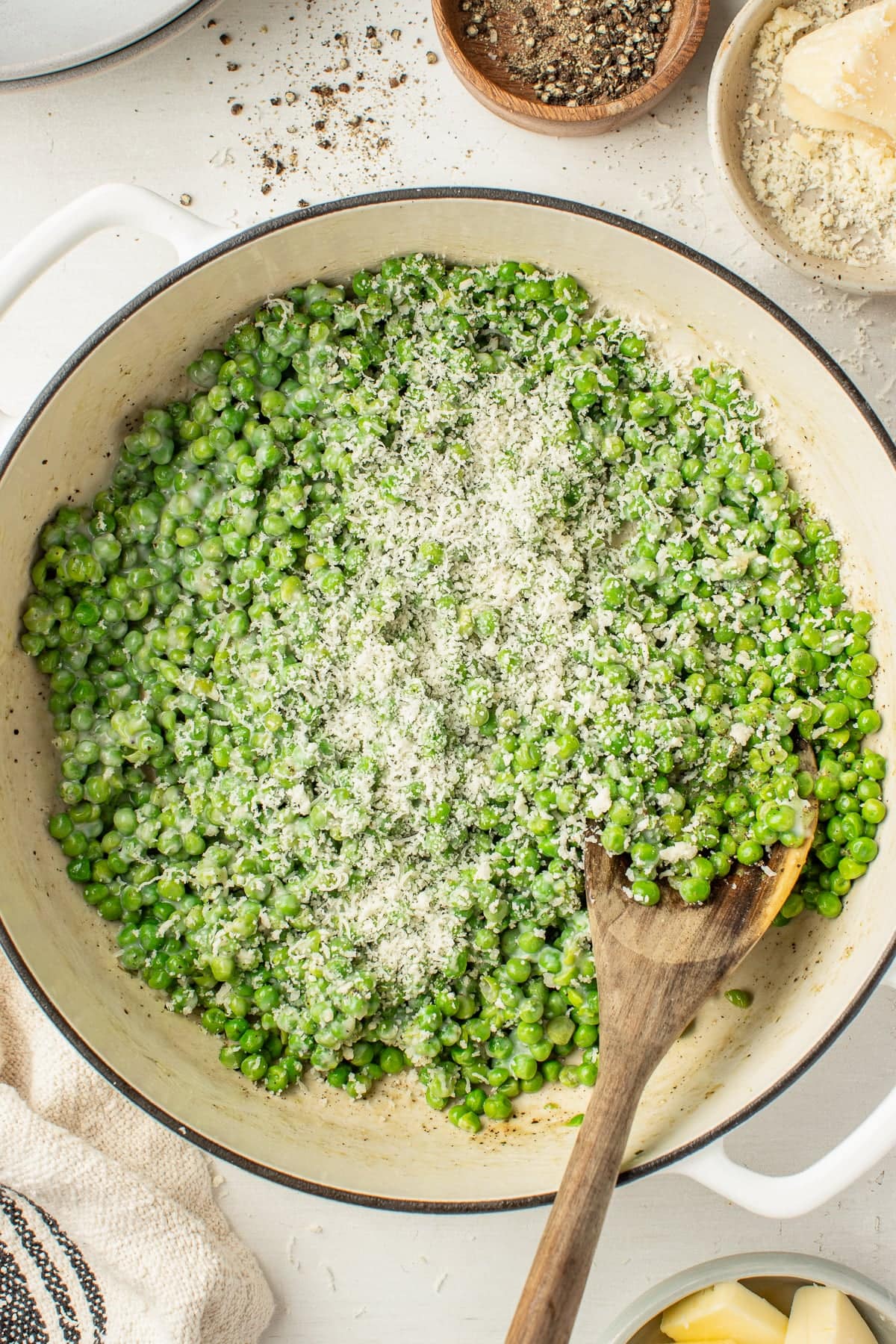 Cacio e Pepe Green Peas
