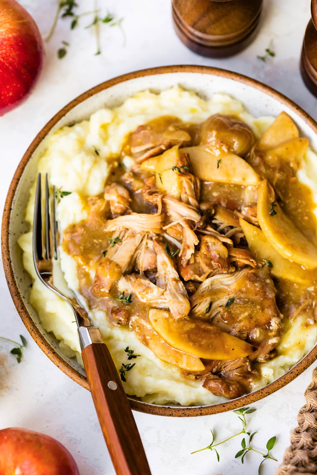 Chicken with Apples over mashed potatoes